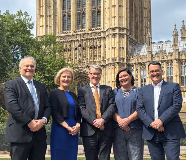 LifeArc Centre for Rare Mitochondrial Disease leads from left to right: Professor Michael Hanna (University College London), Professor Rita Horvath (University of Cambridge), Professor Patrick Chinnery (University of Cambridge), Clare Chatfield (The Lily Foundation) and Professor Robert Taylor (Newcastle University). Pictured outside the House of Lords.